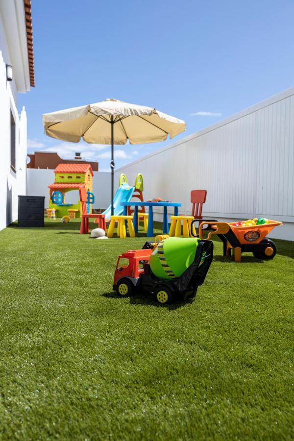 La Guirra Ideal For Family Holidays, Near Beach And Golf- Casa James מראה חיצוני תמונה
