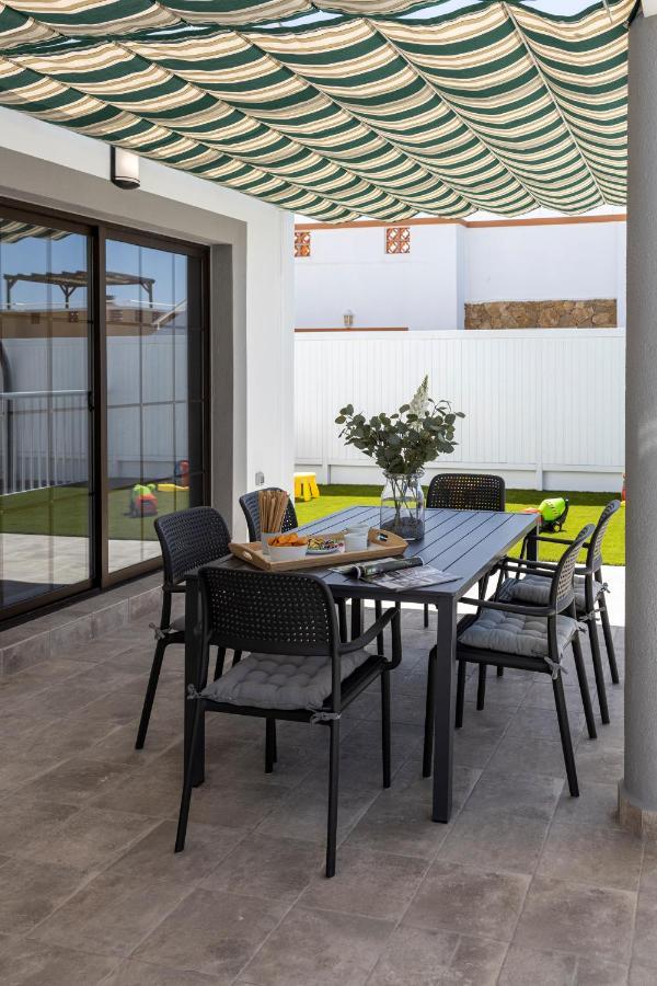 La Guirra Ideal For Family Holidays, Near Beach And Golf- Casa James מראה חיצוני תמונה
